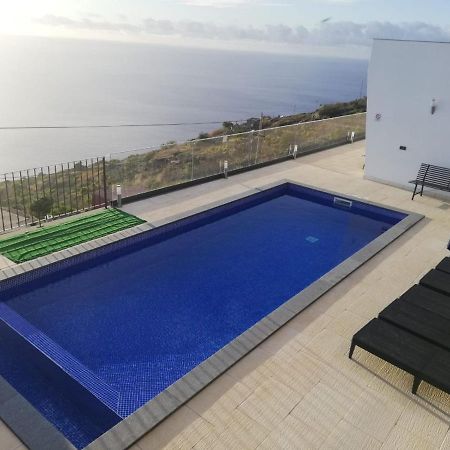 Majestic Seaview Villa 法亚·达·奥韦利亚 外观 照片